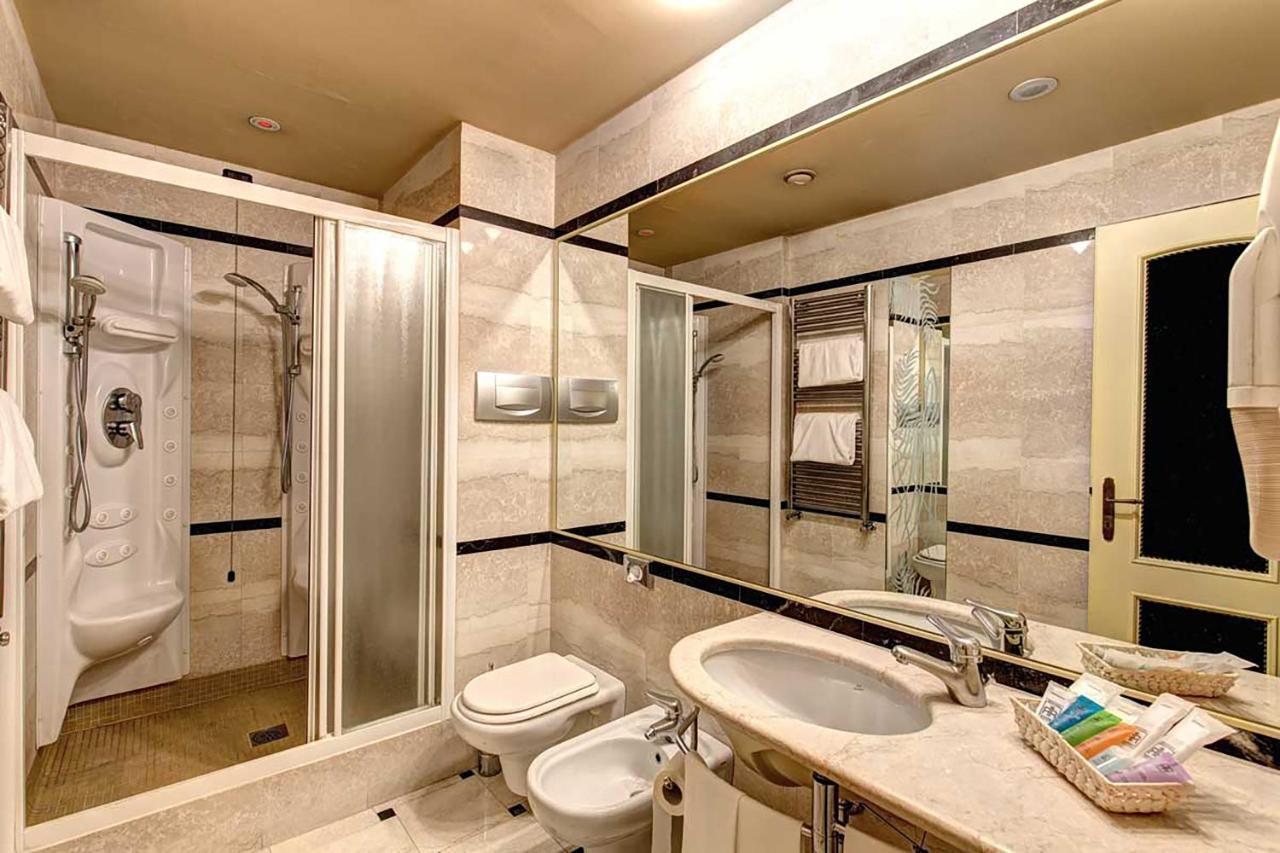 Hotel Motel Miami Pioltello Екстериор снимка
